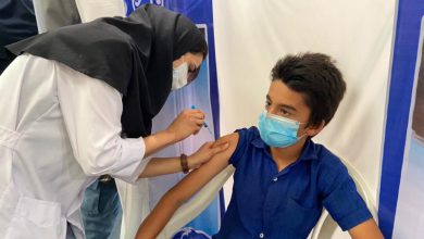 تصویر تزریق دو دز واکسن کرونا به ۷۷.۵ درصد از افراد بالای ۱۲ سال آذربایجان شرقی
