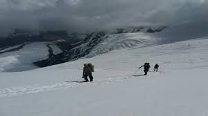 تصویر مفقود شدن ۲ کوهنورد در کوه میشو در آذربایجان شرقی
