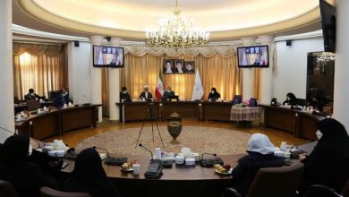 تصویر زنان و مادران بیشترین تاثیر را در رسیدن انسان‌ها به سعادت دارند