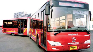 تصویر اعزام ۴۰ دستگاه اتوبوس به مرز مهران برای خدمات دهی به زائران اربعین
