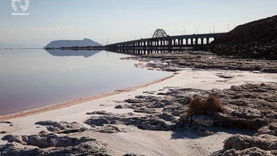 تصویر ساخت سدهای اضافی، دریاچه‌ ارومیه را خشکاند