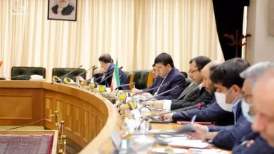 تصویر توسعه همکاری‌های بانکی بین ایران و عمان