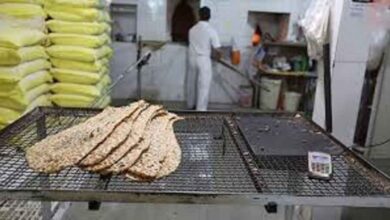 تصویر به ۲۰۰ نانوایی آزادپز تبریز آرد سهمیه ای اختصاص یافت