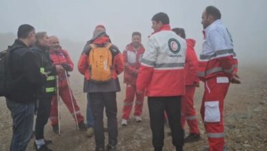 تصویر تیم های امدادی و درمانی به محل حادثه اعزام شدند/ وضعیت بد جوی هوا