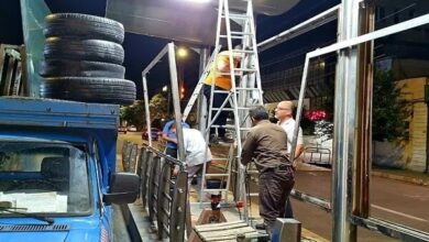 تصویر ایمن‌سازی ۳ کیلومتری و بهسازی ۸ ایستگاه اتوبوس مسیر BRT در بلوار ۲۲ بهمن