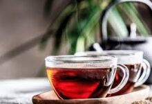 تصویر مصرف چای پُررنگ را حذف کنید/ عوارض خوردن چای شبانه